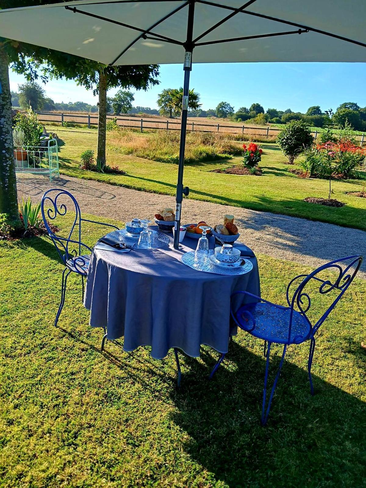 Chambre D'Hotes Avec Petit Dejeuner Compris A Megrit Mégrit Exterior foto